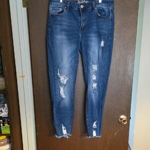 Perseverance Women's Distressed Skinny Jeans - Dark Blue